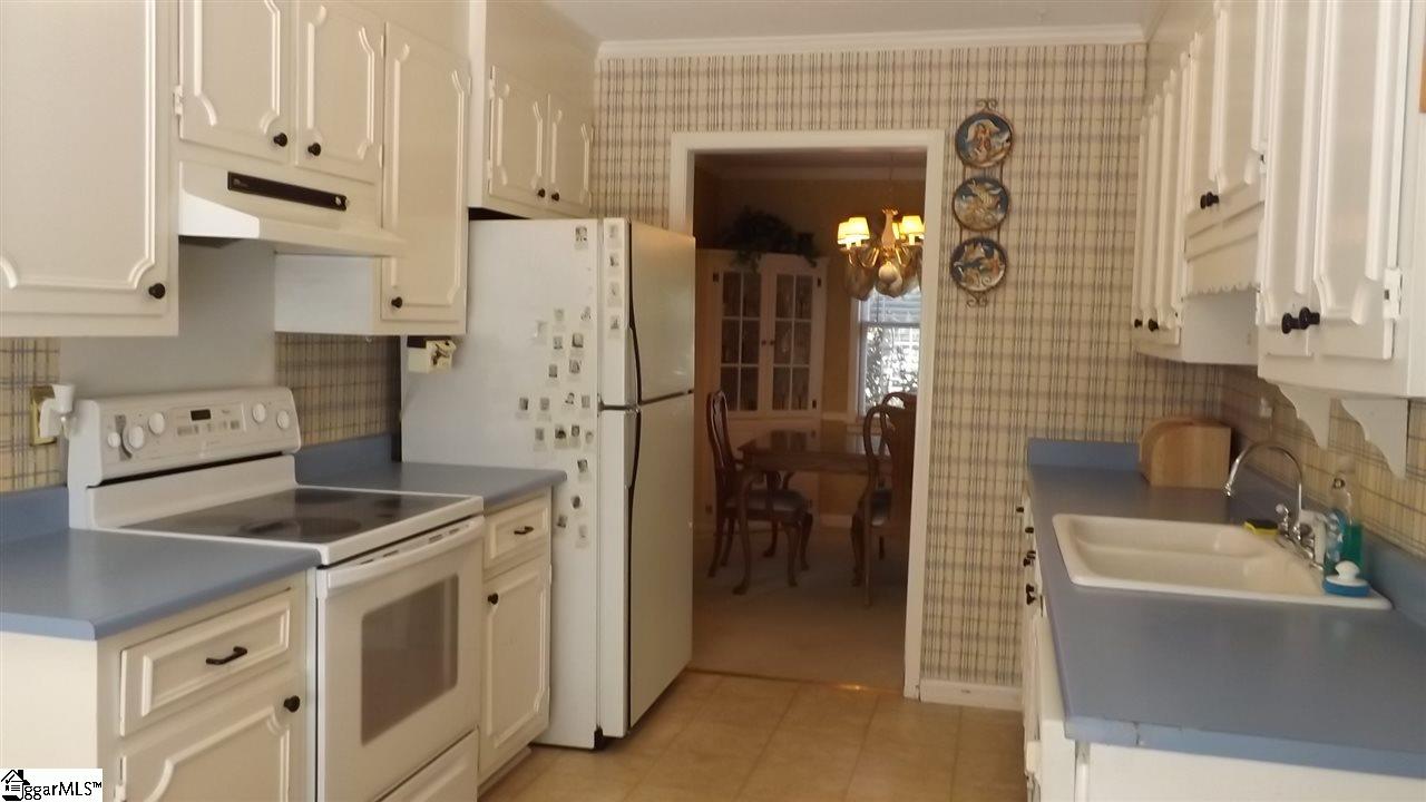 6 Eagle Ridge Lane Greenville, SC 29615 - Photo 11 of 21 Gallery Image 11