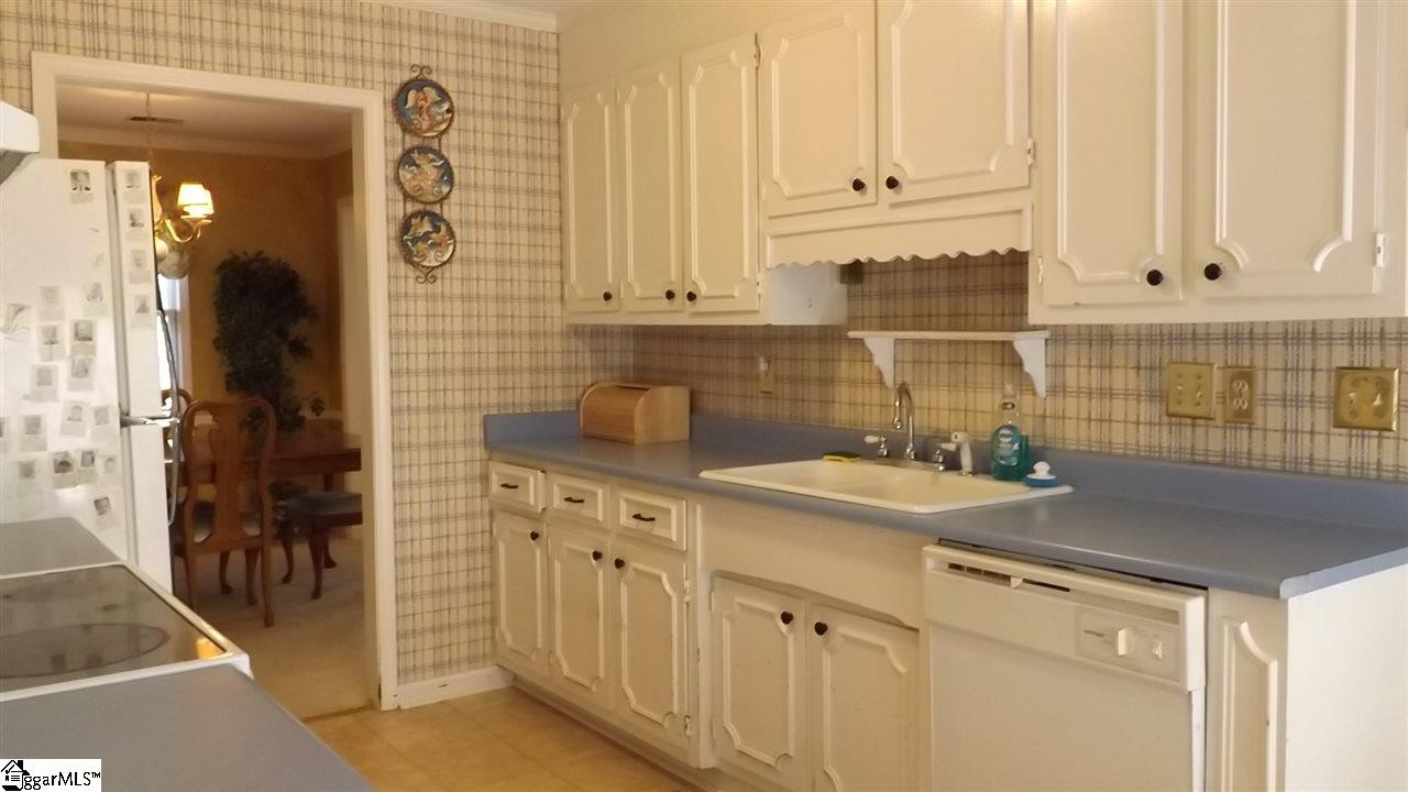 6 Eagle Ridge Lane Greenville, SC 29615 - Photo 12 of 21 Gallery Image 12