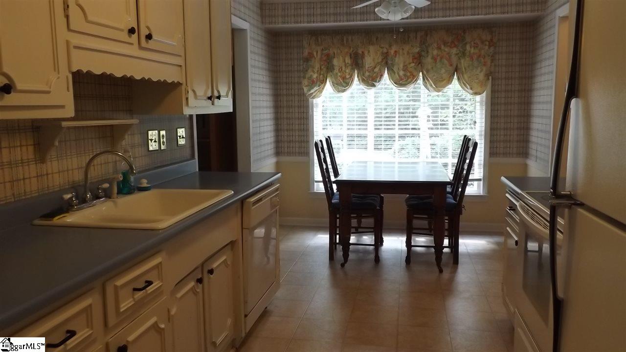 6 Eagle Ridge Lane Greenville, SC 29615 - Photo 14 of 21 Gallery Image 14
