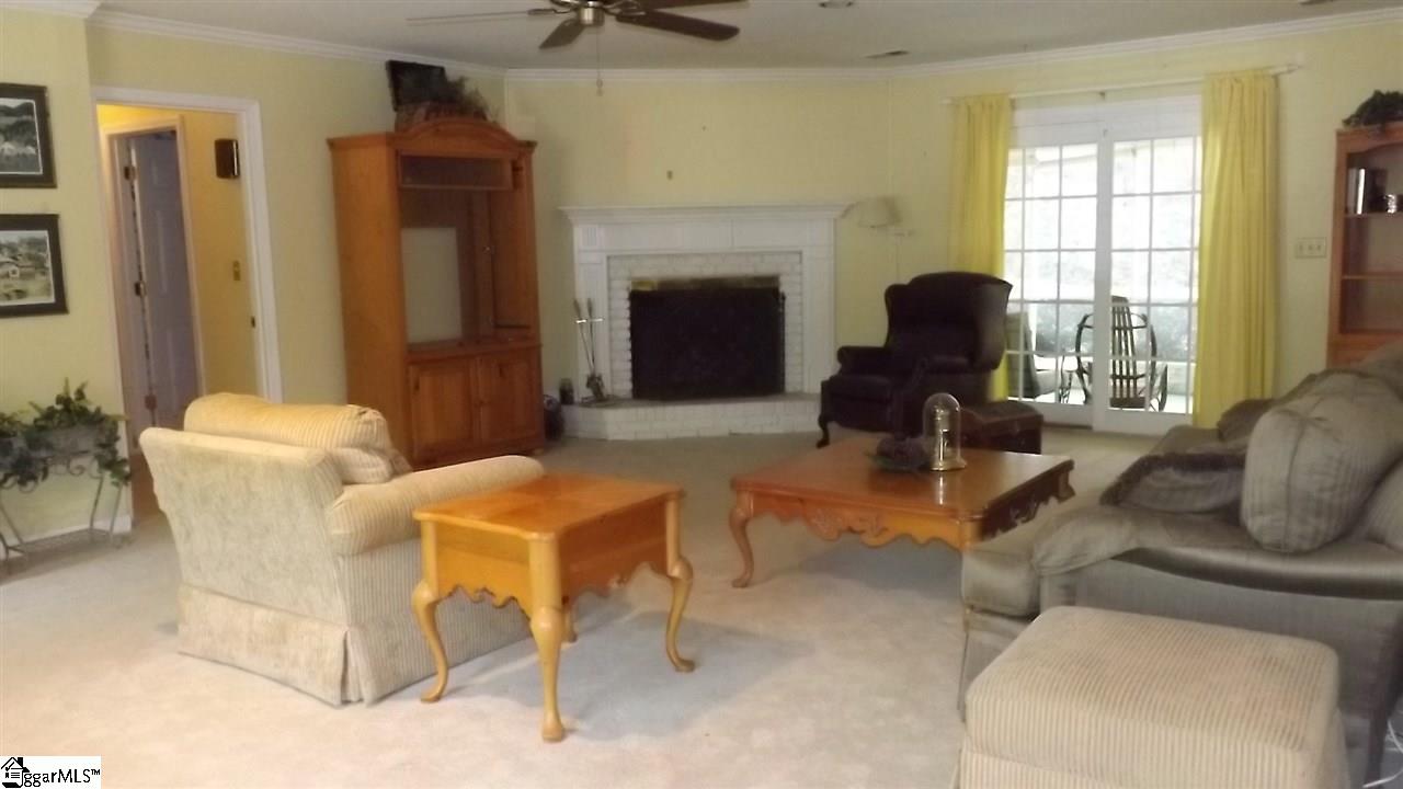 6 Eagle Ridge Lane Greenville, SC 29615 - Photo 4 of 21 Gallery Image 4