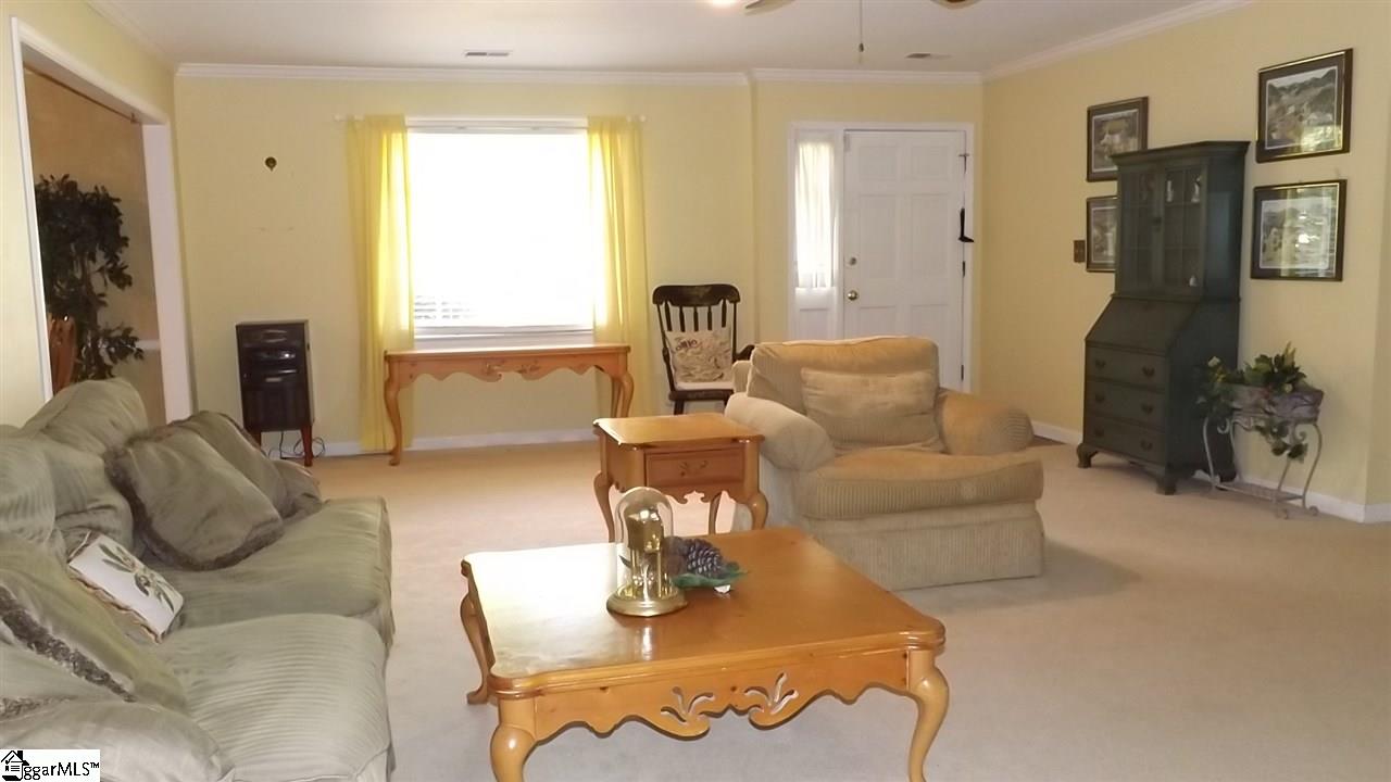 6 Eagle Ridge Lane Greenville, SC 29615 - Photo 7 of 21 Gallery Image 7