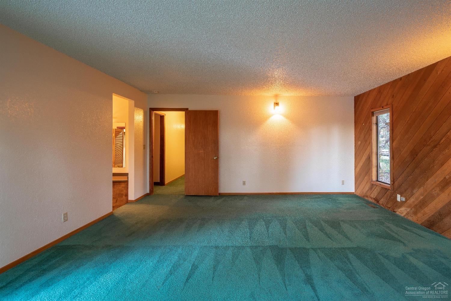 23340 Bear Creek Road Bend, OR 97701 - Photo 6 of 25 Additional Photo
