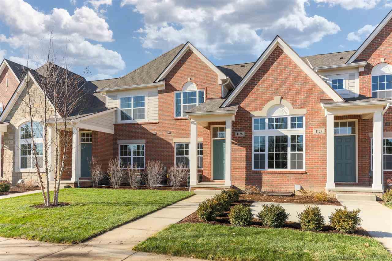 45762 South Stonewood Road Canton, MI 48187 - Photo 6 of 34 50059782-5.JPG