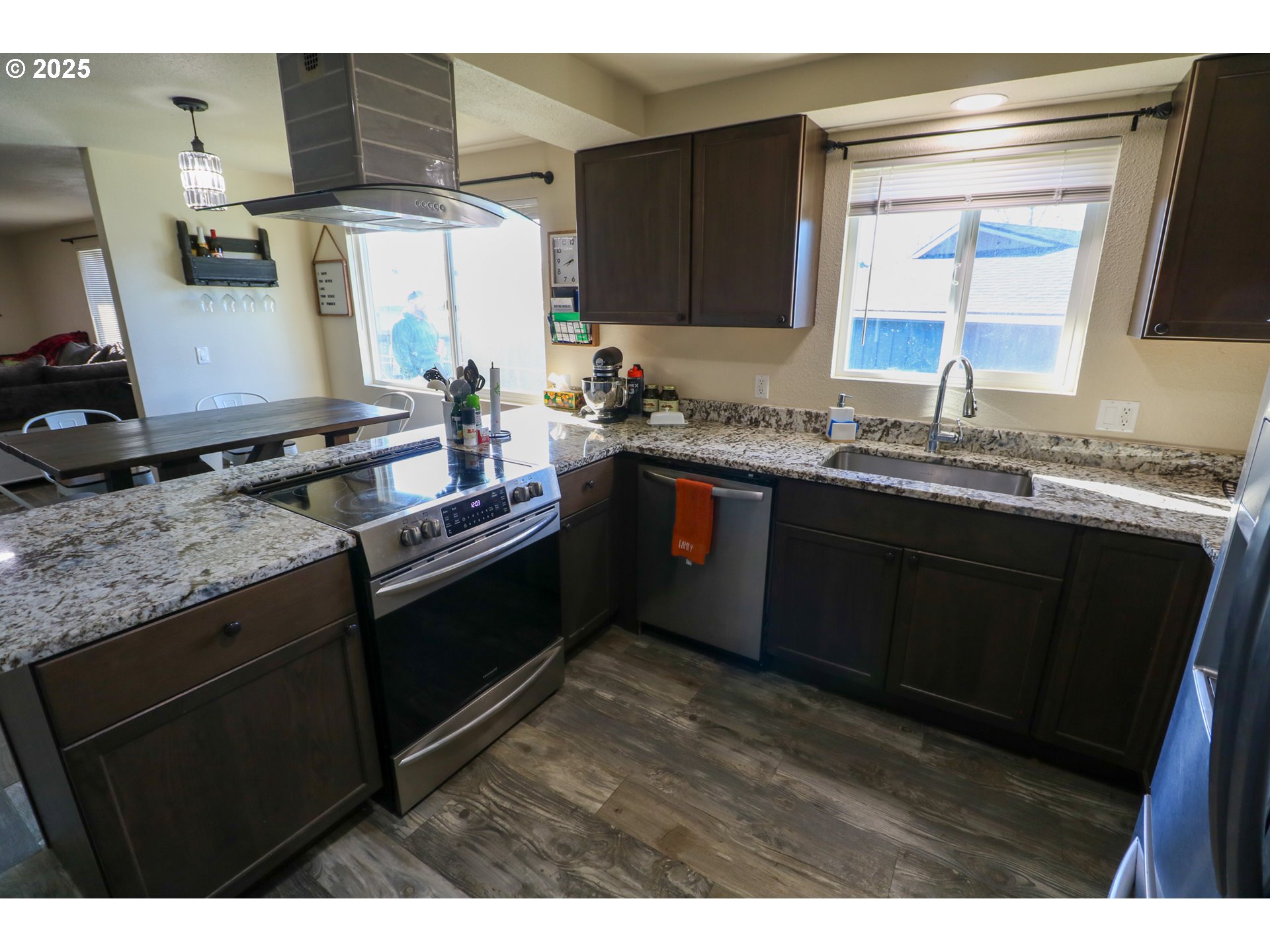 1808 Sunset Court Myrtle Point, OR 97458 - Photo 15 of 40 Gallery Image 15