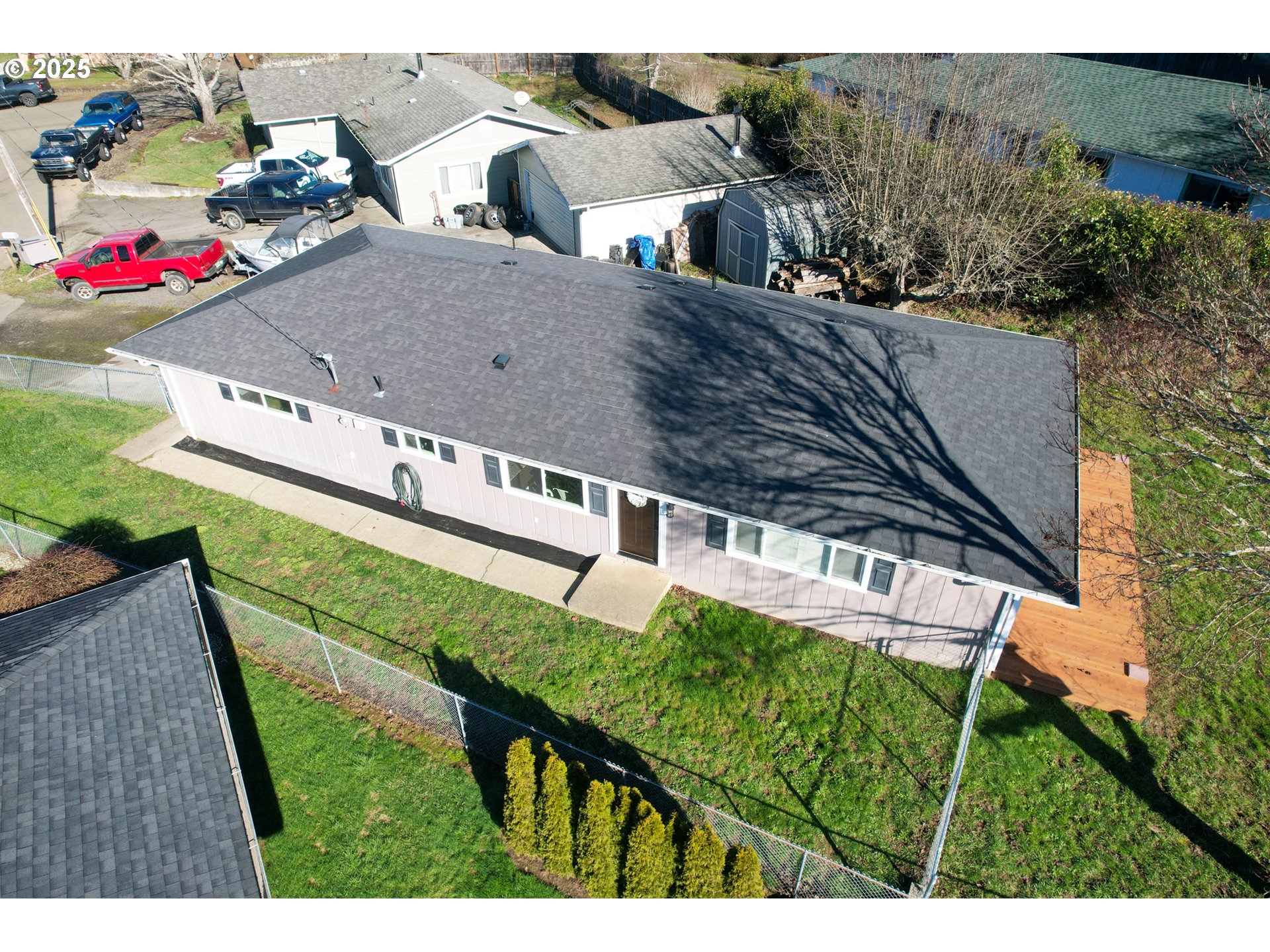 1808 Sunset Court Myrtle Point, OR 97458 - Photo 2 of 40 Gallery Image 2