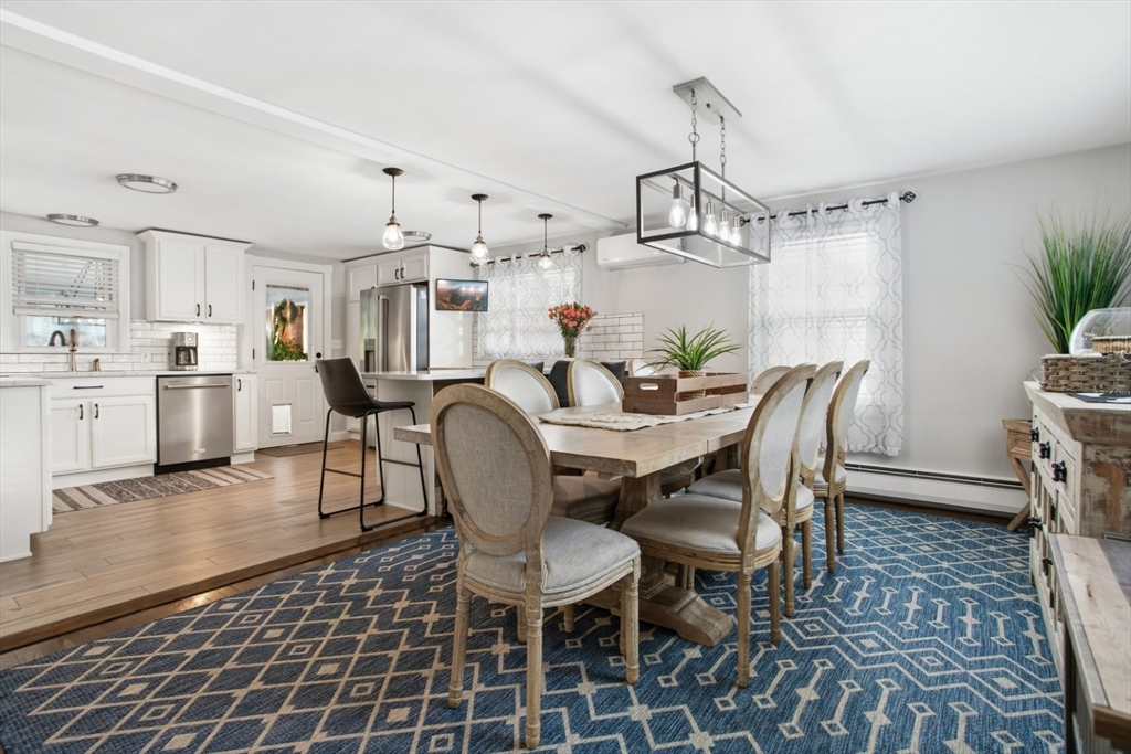 176 Marlborough Road Salem, MA 01970 - Photo 4 of 40 Gallery Image 4
