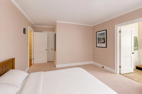 $98,500 | 1755 East 55th Street, Unit 303, Chicago, IL 60615