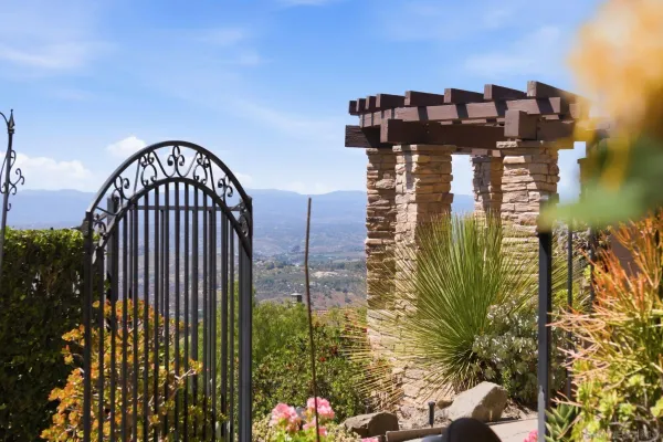 $2,399,000 | 9572 Welk View Drive, Escondido, CA 92026