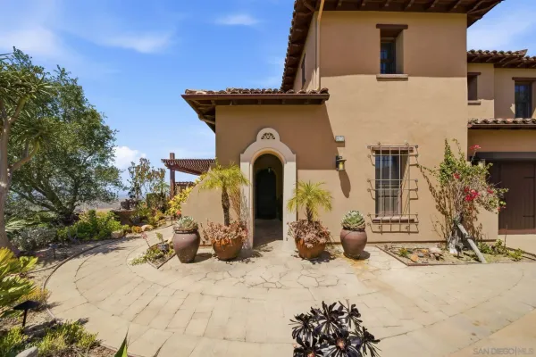 $2,399,000 | 9572 Welk View Drive, Escondido, CA 92026
