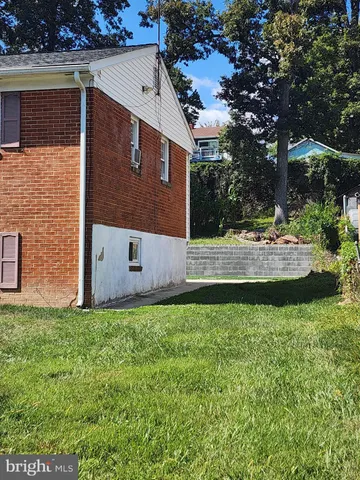 a backyard of a house