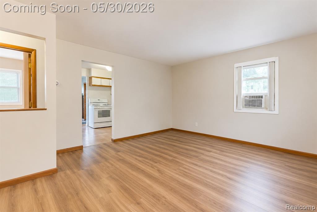 1946 Union Lake Road Commerce Township, MI 48382 - Photo 5 of 44