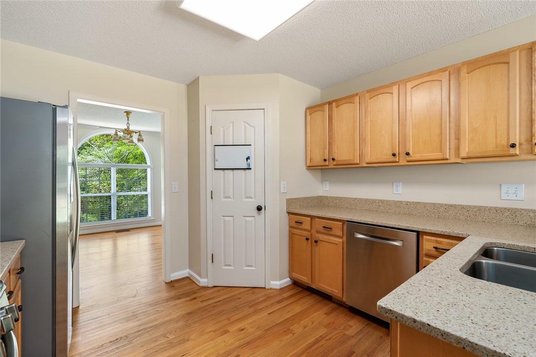 413 Arbor Way Seneca, SC 29672 - Photo 13 of 41 Gallery Image 13