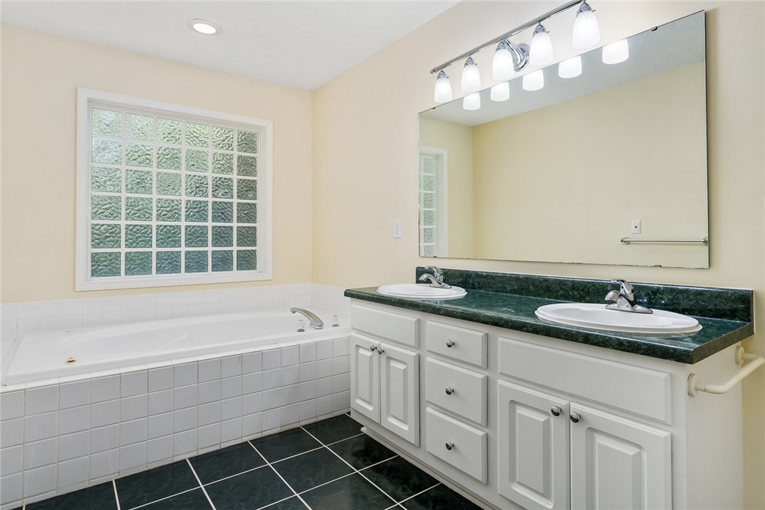 413 Arbor Way Seneca, SC 29672 - Photo 23 of 41 Gallery Image 23