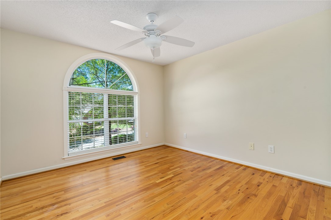 413 Arbor Way Seneca, SC 29672 - Photo 27 of 41 Gallery Image 27