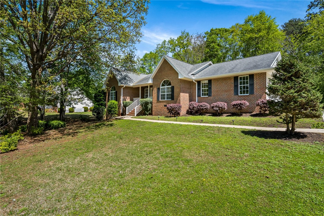 413 Arbor Way Seneca, SC 29672 - Photo 40 of 41 Gallery Image 40