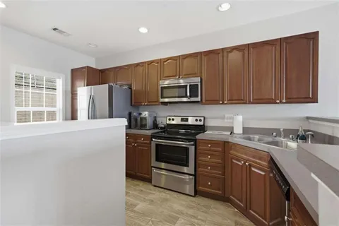 $349,999 | 1984 Hoods Fort Circle Northwest, Kennesaw, GA 30144