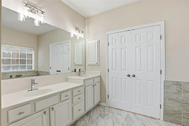 $4,100 | 1956 North Port Court, Grapevine, TX 76051