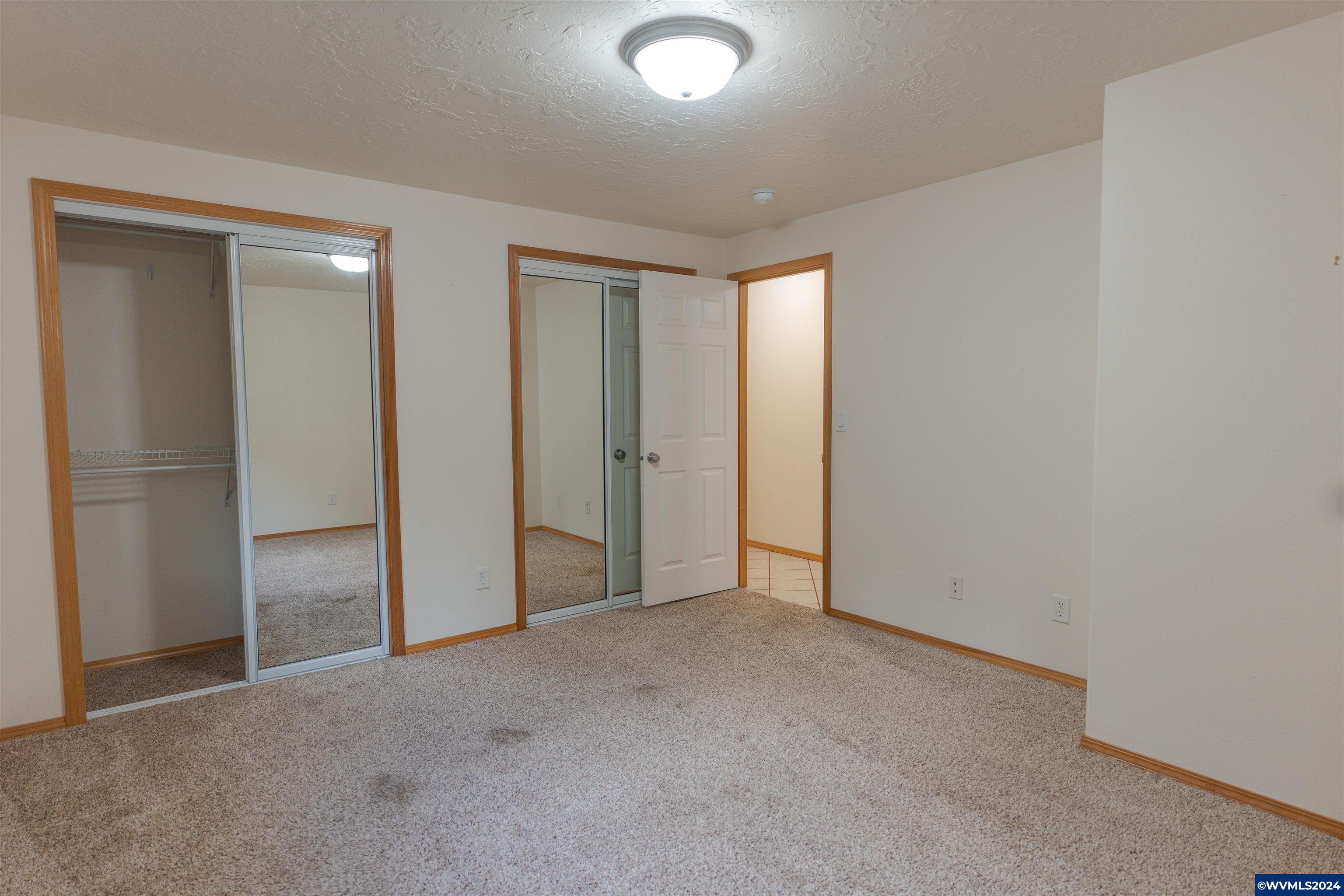 1904 Summerfield Court Southwest Albany, OR 97321 - Photo 9 of 28