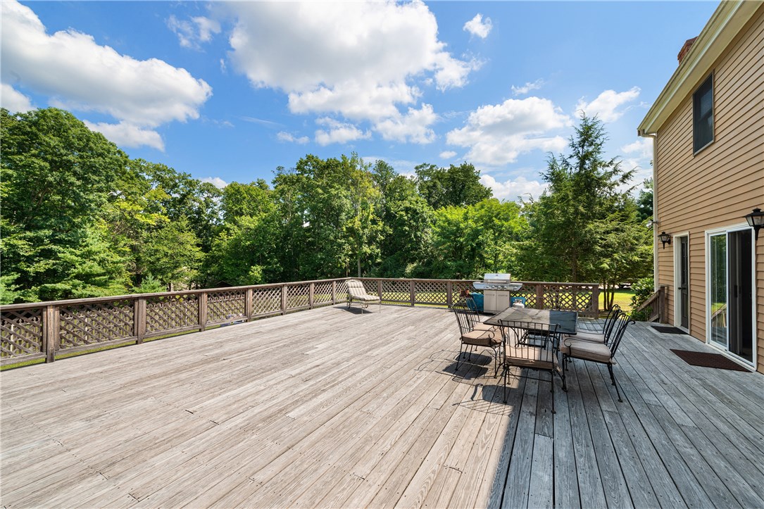 179 Little Pond County Road Cumberland, RI 02864 - Photo 14 of 40