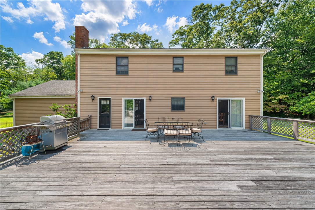 179 Little Pond County Road Cumberland, RI 02864 - Photo 15 of 40