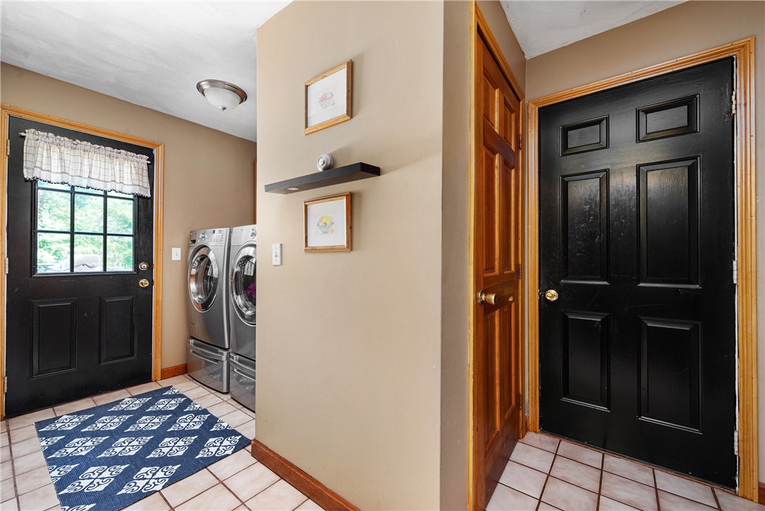 179 Little Pond County Road Cumberland, RI 02864 - Photo 16 of 40