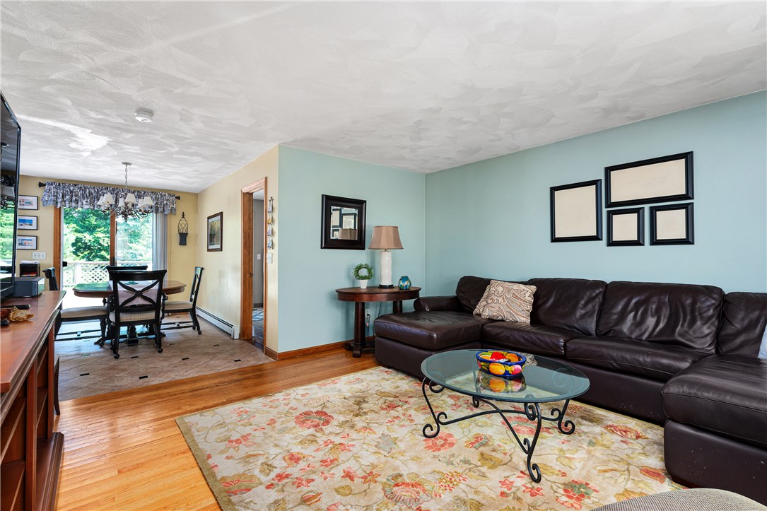 179 Little Pond County Road Cumberland, RI 02864 - Photo 17 of 40