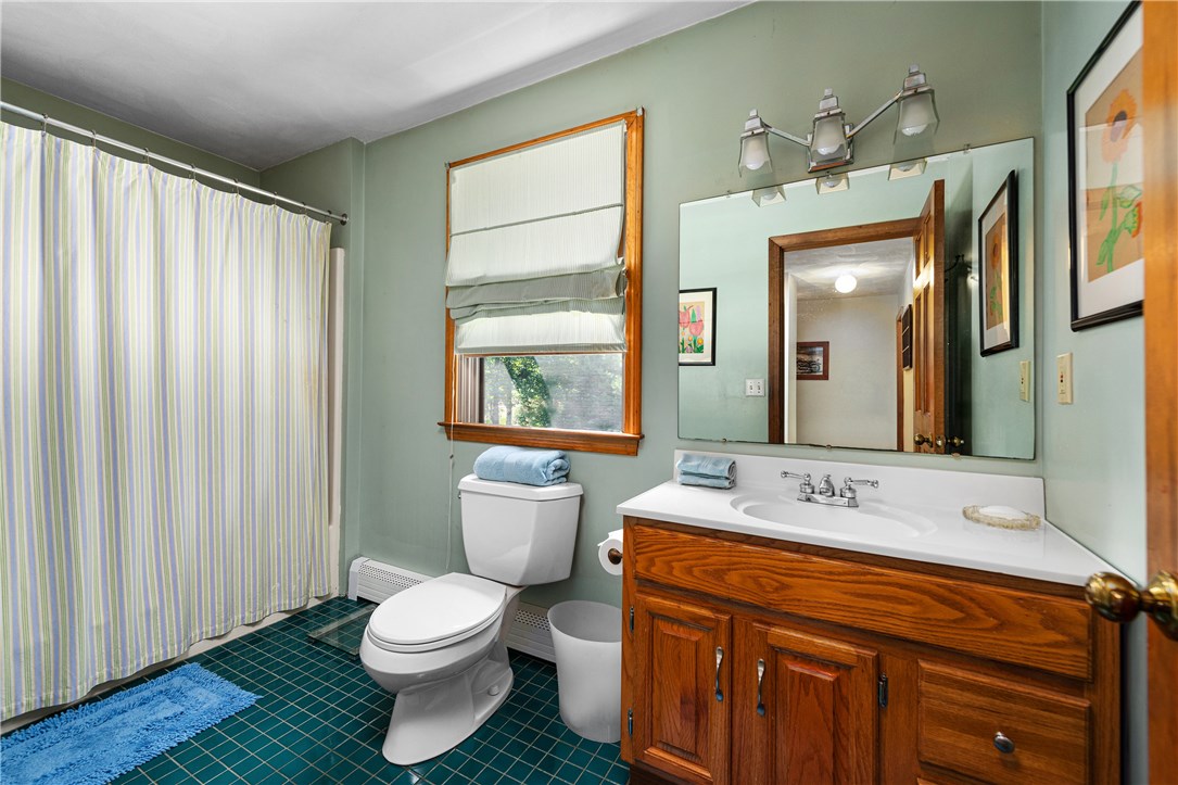 179 Little Pond County Road Cumberland, RI 02864 - Photo 26 of 40