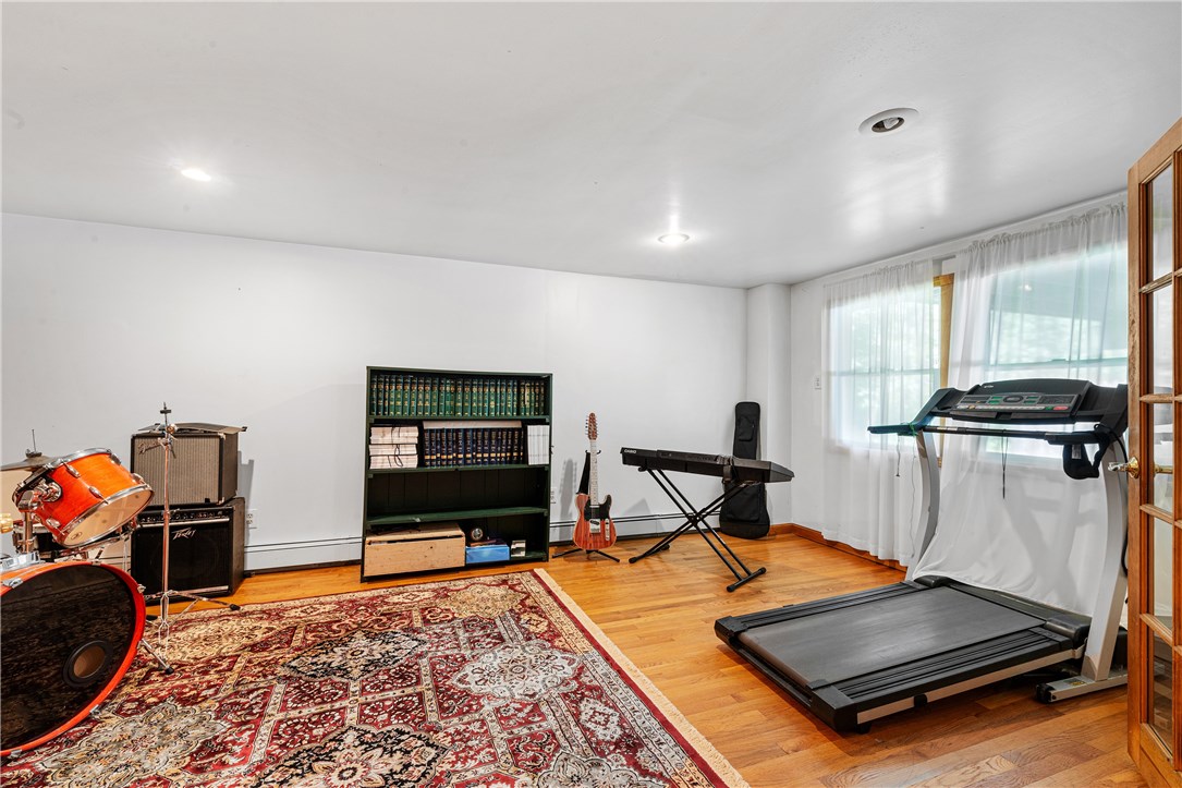 179 Little Pond County Road Cumberland, RI 02864 - Photo 31 of 40