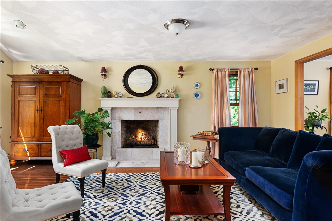 179 Little Pond County Road Cumberland, RI 02864 - Photo 7 of 40