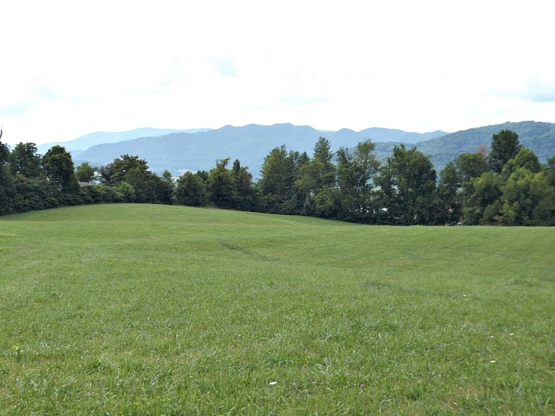 400 Airport Road Elizabethton, TN 37643 - Photo 3 of 22 DSCF1040777