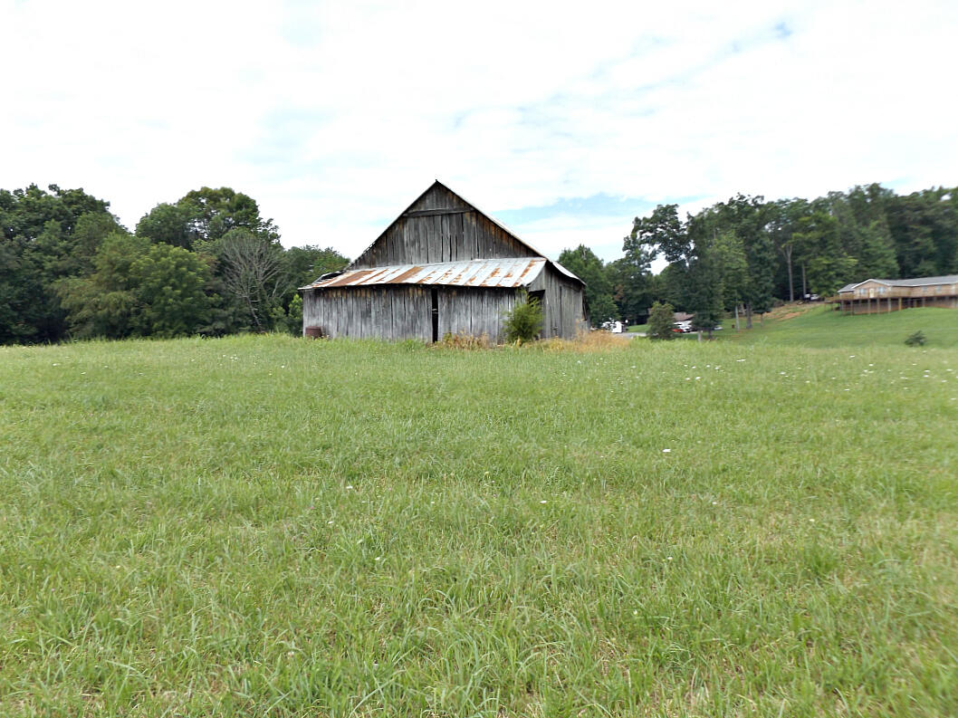 400 Airport Road Elizabethton, TN 37643 - Photo 4 of 22 DSCF10497777