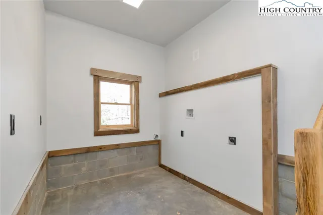 $579,900 | 486 Hunter-Lysik Way, Laurel Springs, NC 28644