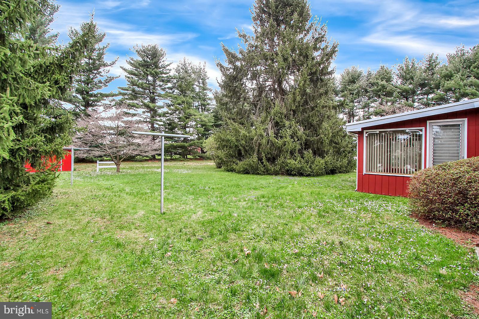 787 Greenbriar Road York, PA 17404 - Photo 21 of 26 Gallery Image 21
