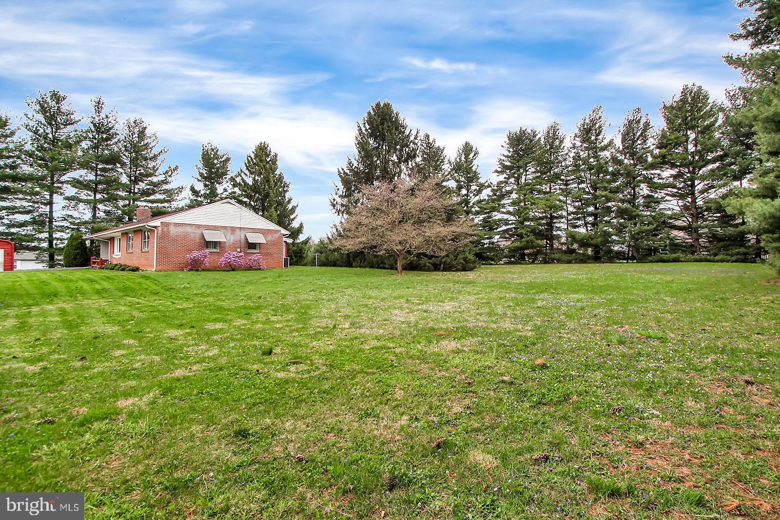 787 Greenbriar Road York, PA 17404 - Photo 24 of 26 Gallery Image 24