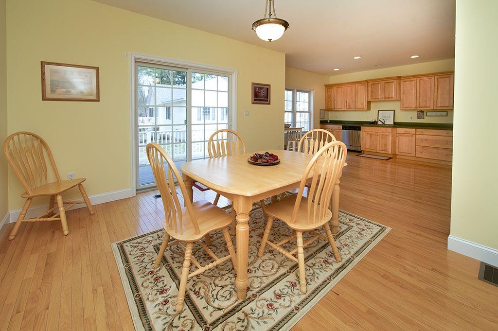 15 Lamplighter Village Road Windham, NH 03087 - Photo 11 of 35