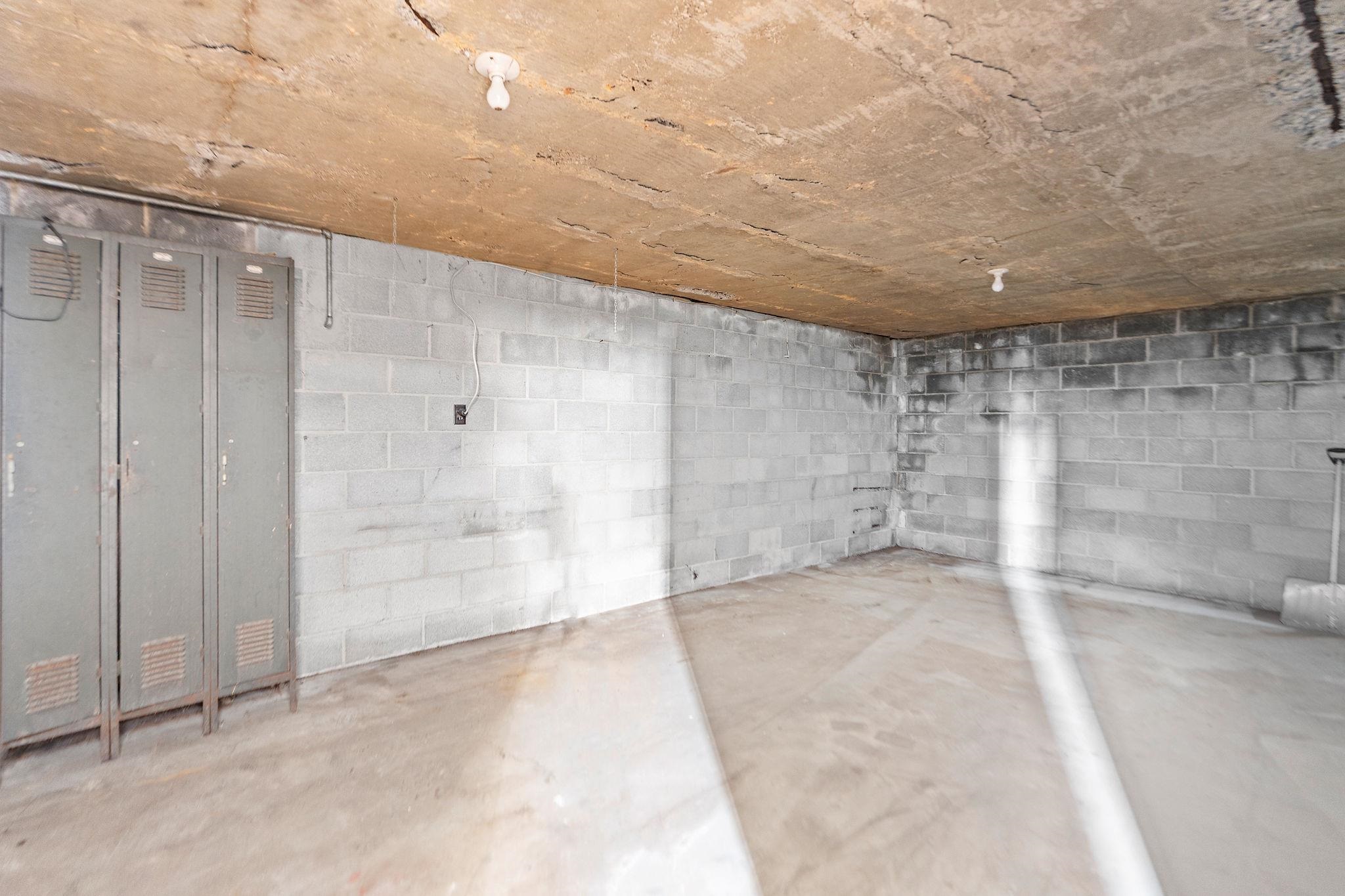 2 McCormick Street Lexington, VA 24450 - Photo 41 of 69 a view of an empty room