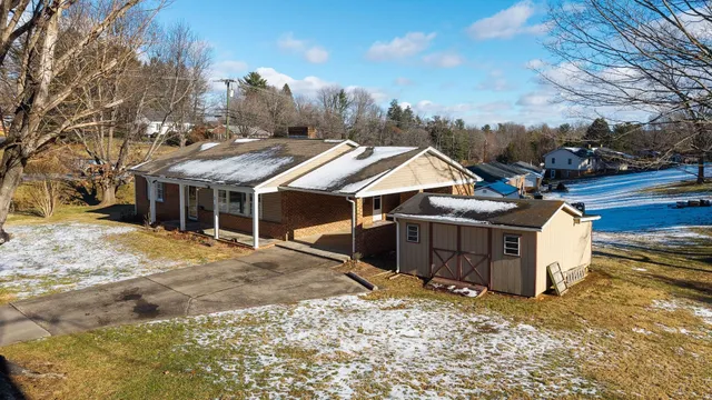 $339,900 | 2 McCormick Street, Lexington, VA 24450