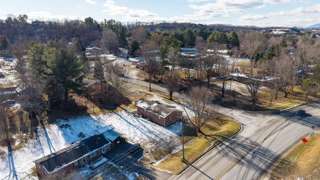 $339,900 | 2 McCormick Street, Lexington, VA 24450