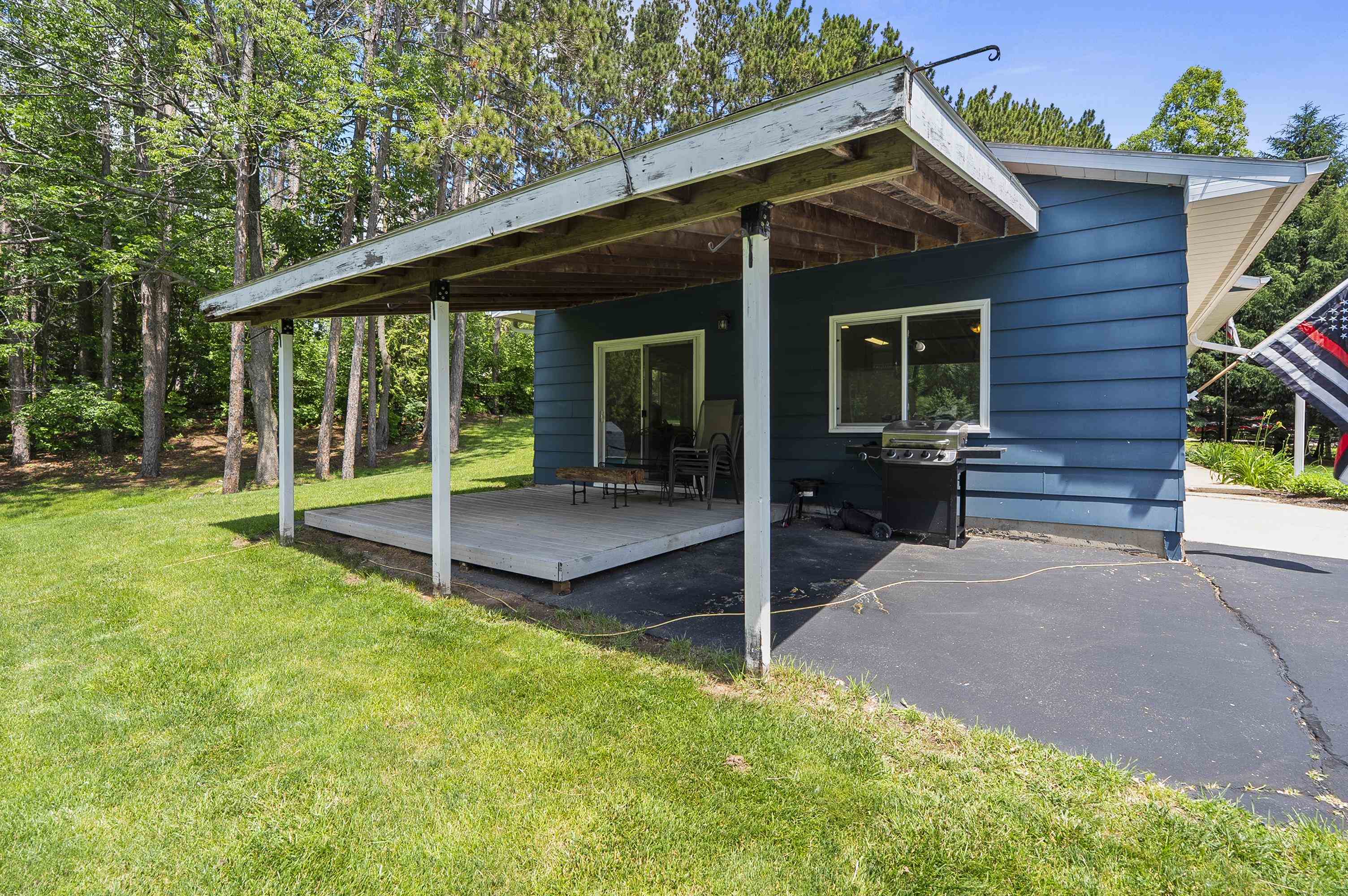 131 Dekard Road Little Suamico, WI 54141 - Photo 9 of 58