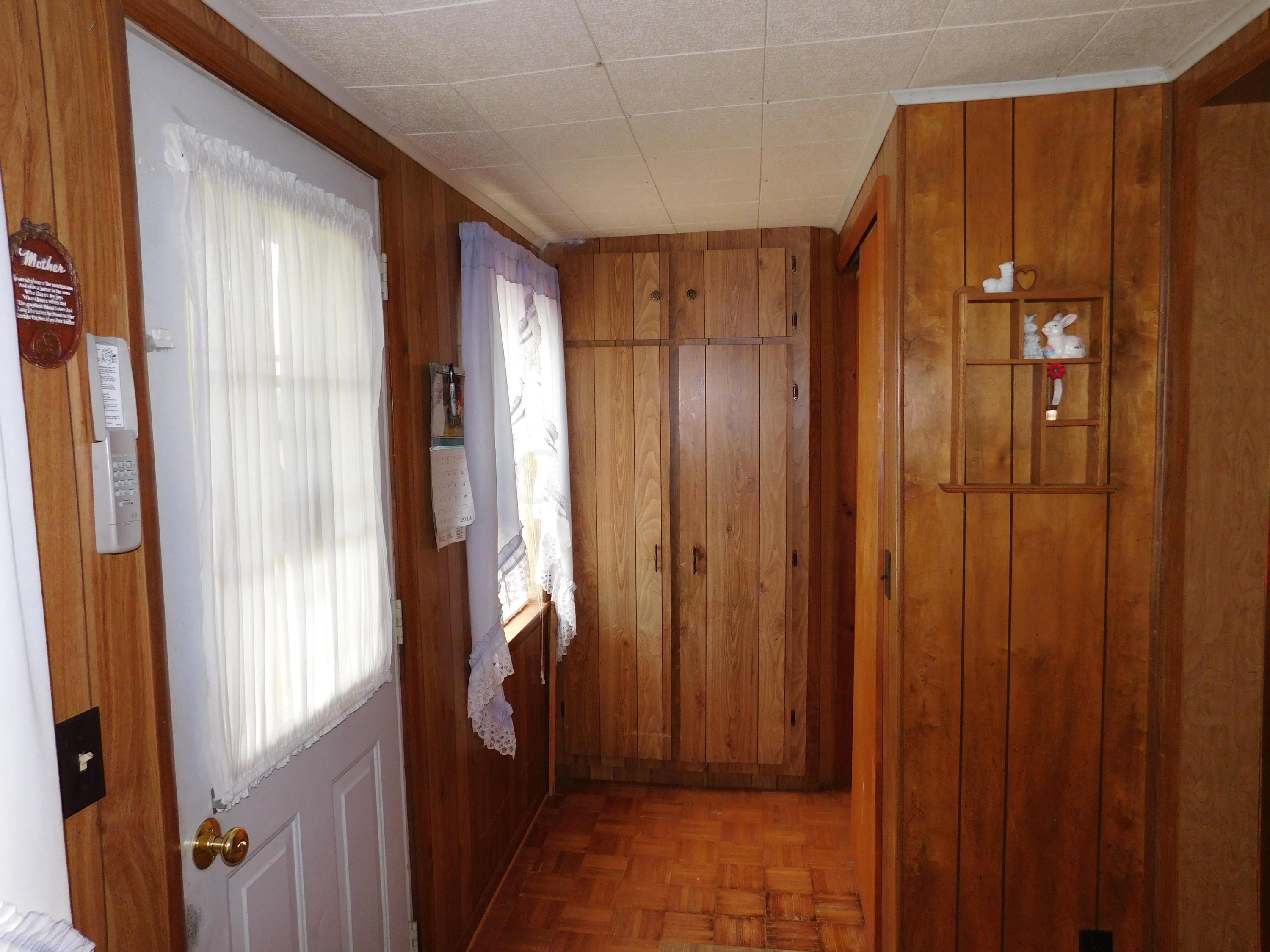 13621 Commercial Point Road Ashville, OH 43103 - Photo 16 of 27 Gallery Image 16
