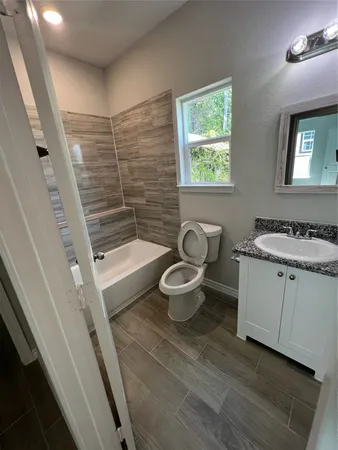 $1,400 | 230 Northlawn Street, Montgomery, TX 77316