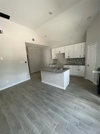 $1,400 | 230 Northlawn Street, Montgomery, TX 77316