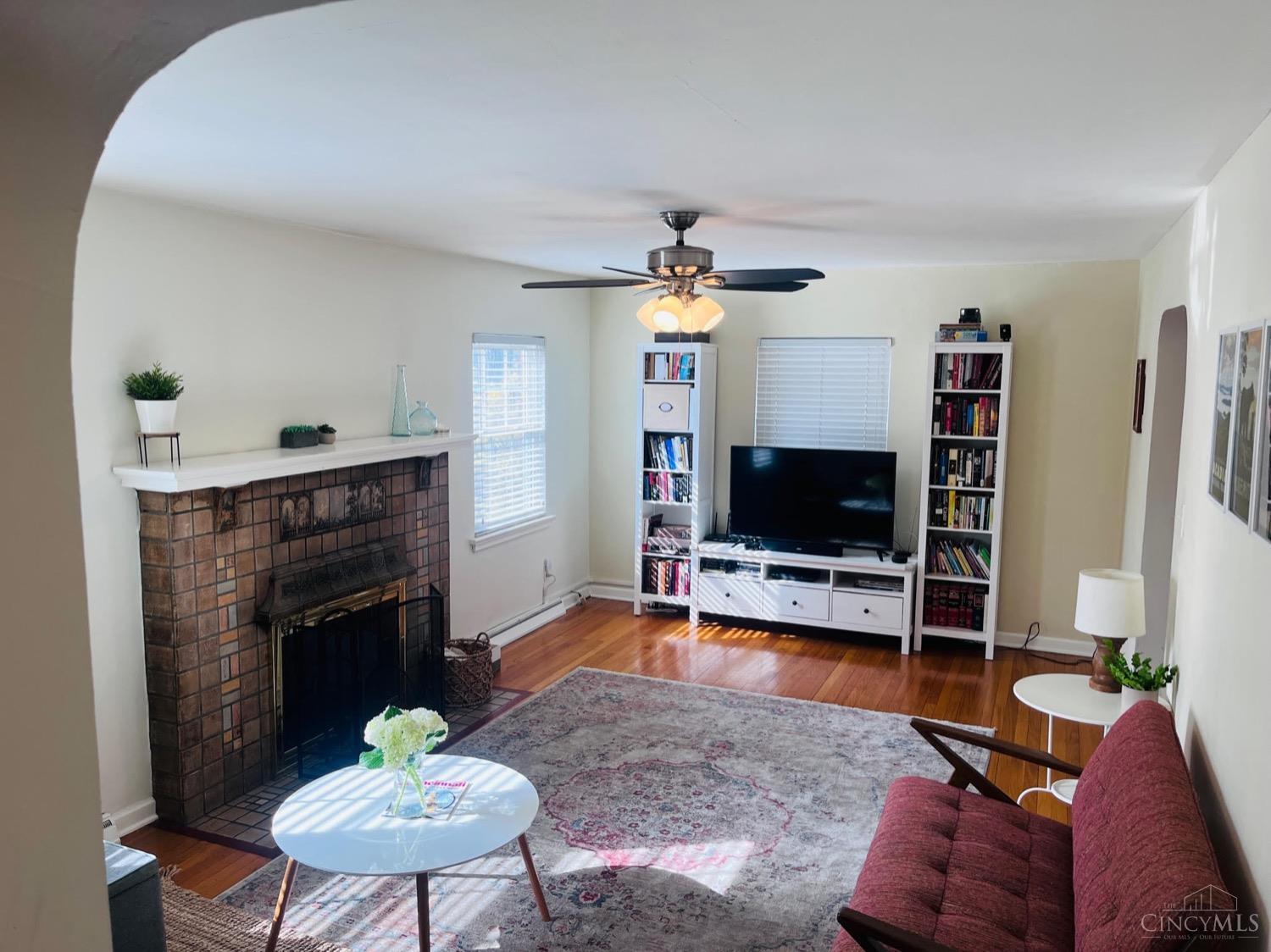 5962 Lester Road Cincinnati, OH 45213 - Photo 8 of 24