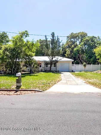 $1,650 | 423 Oleander Lane, Melbourne, FL 32935