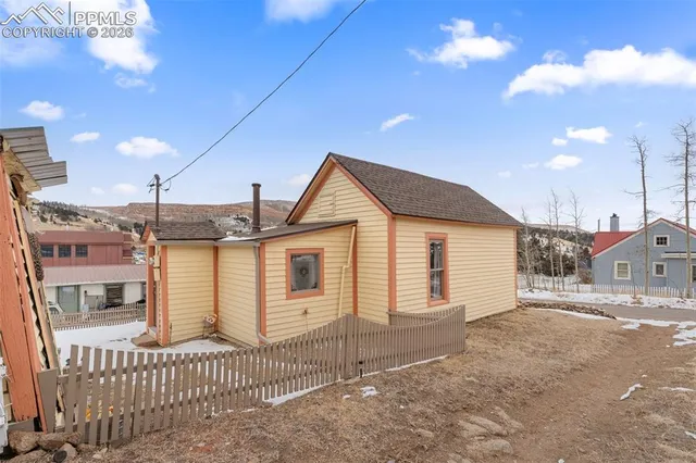 $229,000 | 331 West Golden Avenue, Cripple Creek, CO 80813