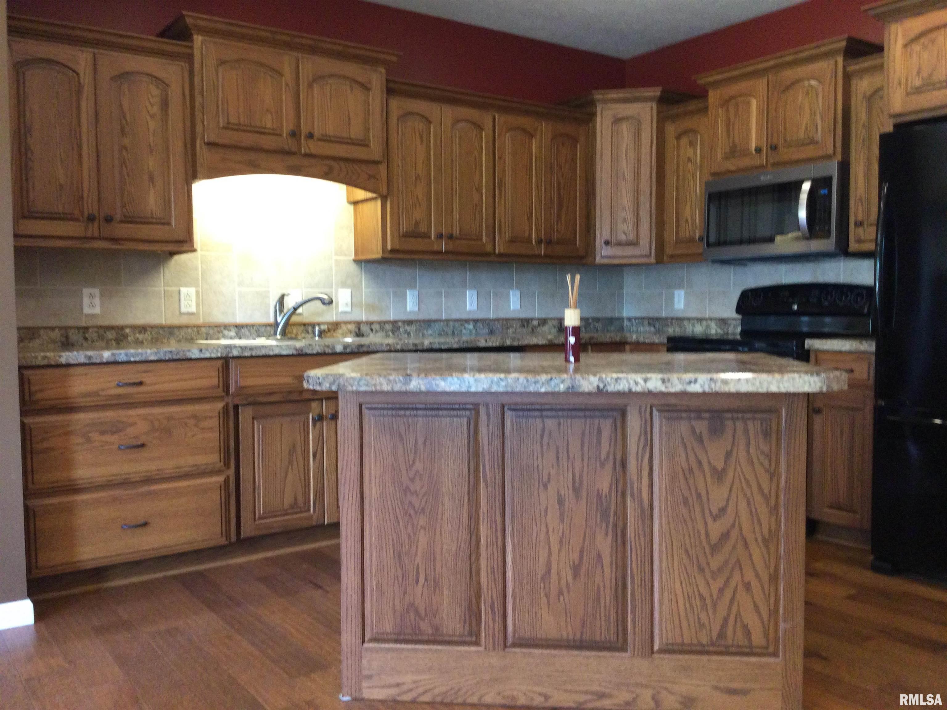 1945 Balcom Road Anna, IL 62906 - Photo 9 of 45 Gallery Image 9