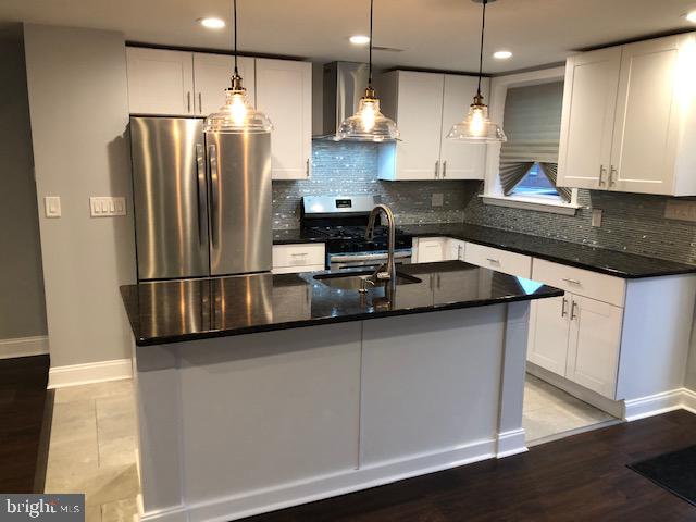 1504 Beverly Road Philadelphia, PA 19138 - Photo 5 of 74 Gallery Image 5
