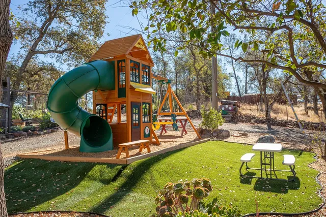 $450,000 | 135 Sunny Hills, Bangor, CA 95901