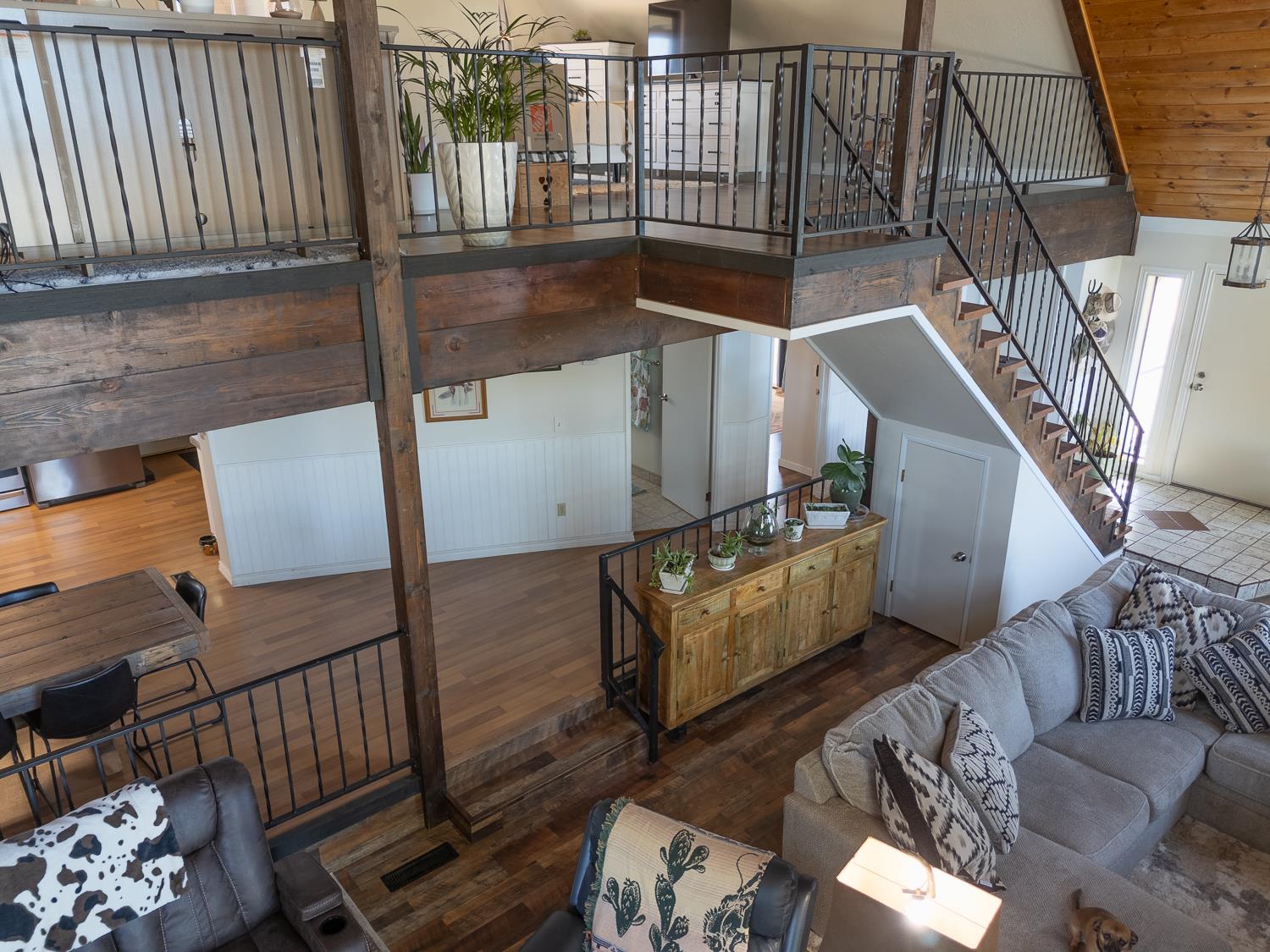 135 Sunny Hills Bangor, CA 95901 - Photo 27 of 35 a view of entryway with wooden floor