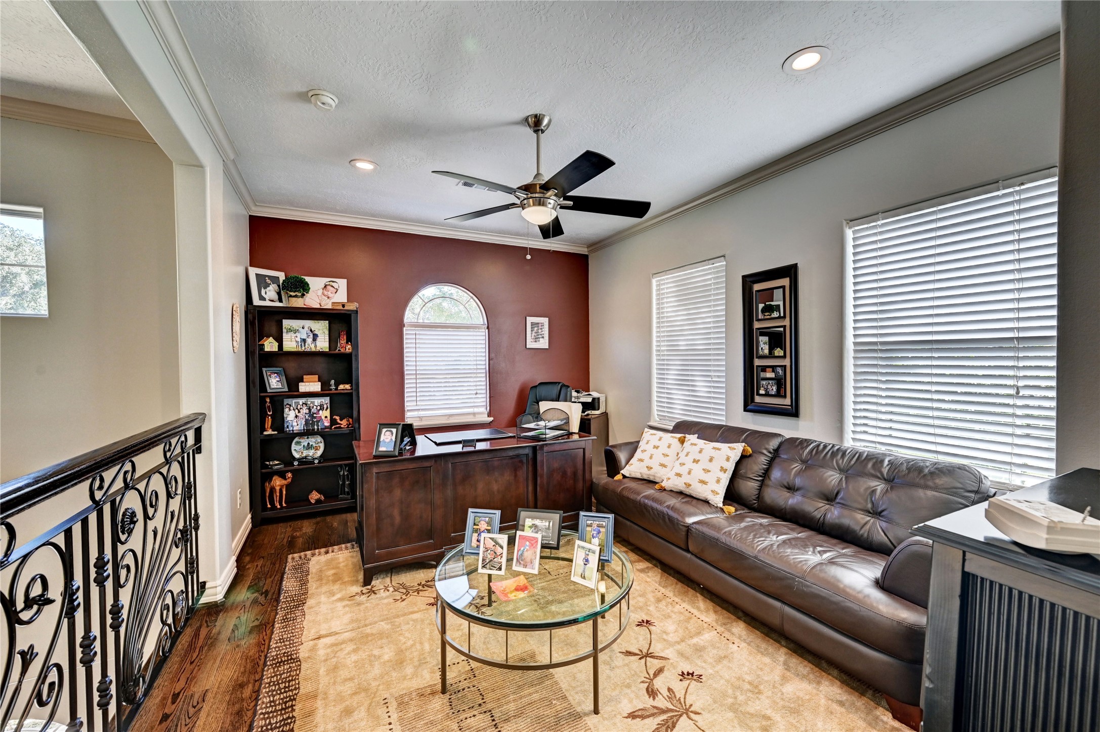 2012 Forest Hill Boulevard Houston, TX 77023 - Photo 25 of 50 a living room with furniture